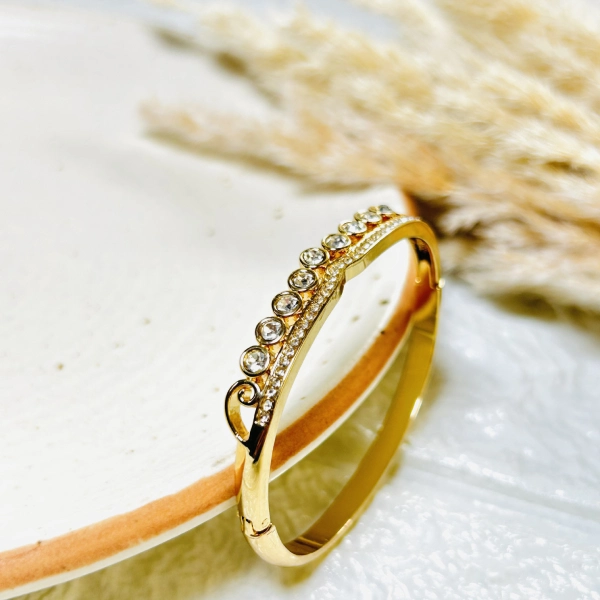 BABY BANGLE 2