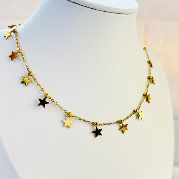 STAR CHARM NECKLACE