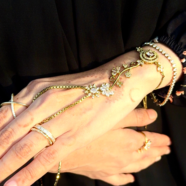 ROYAL DRIP HAND HARNESS