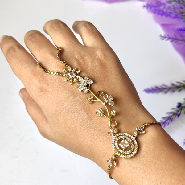 ROYAL DRIP HAND HARNESS