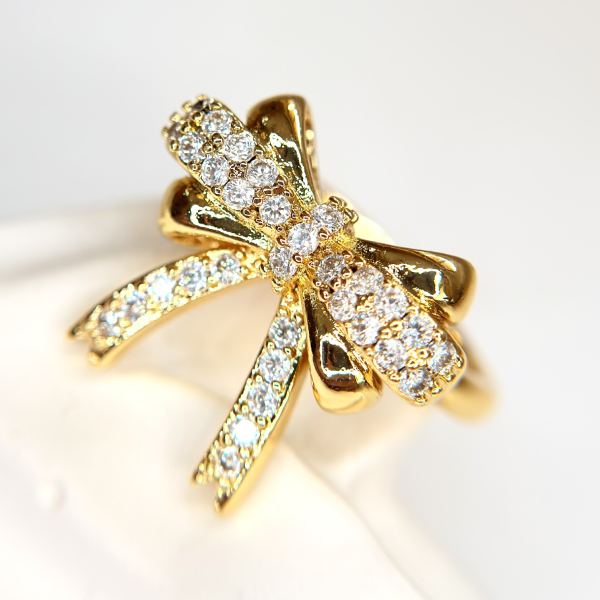 PRINCESS BOW