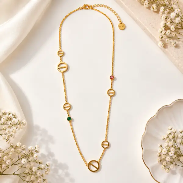 THE ICONIC LINE LONG CHAIN